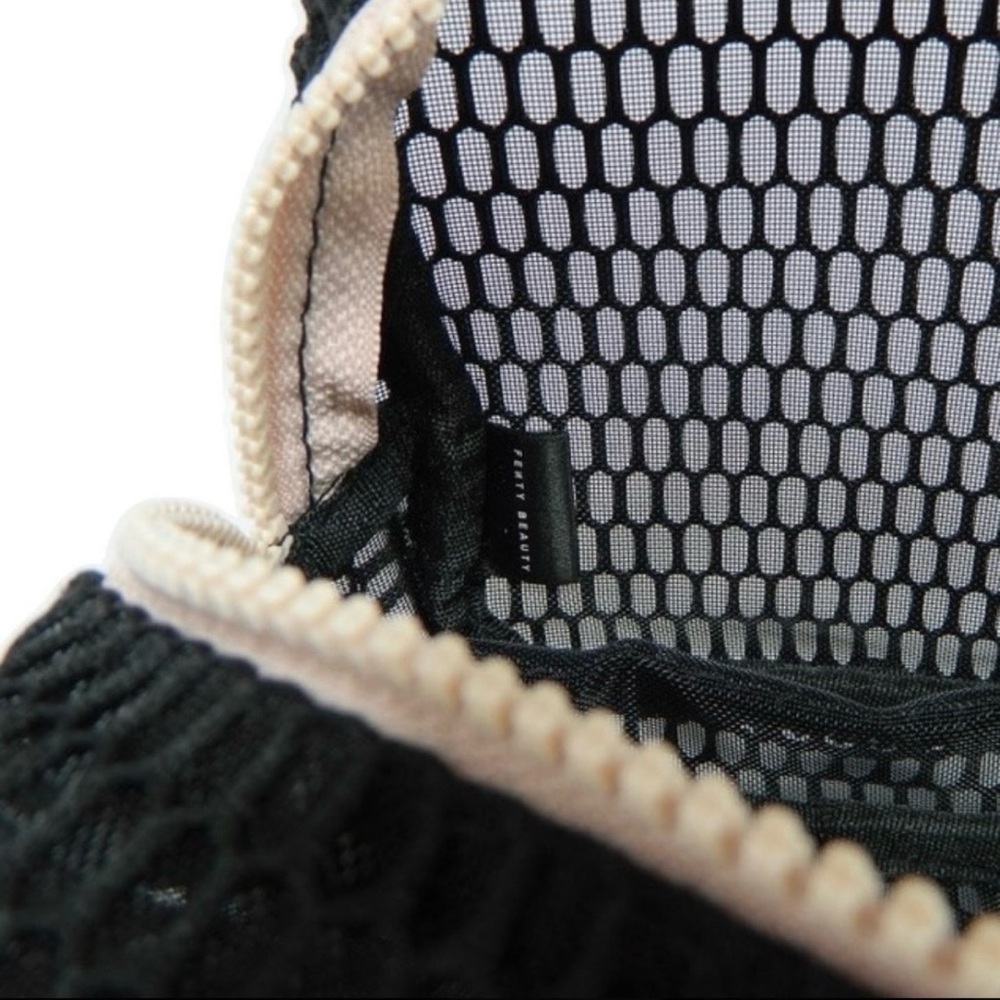 Fenty Beauty Black Pink Mesh Cosmetic Bag – Travel Makeup Pouch – Limited – NEW - Picture 6 of 7